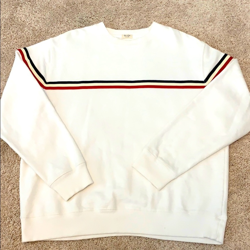 Brandy Melville/John Galt Comfy Crew Neck